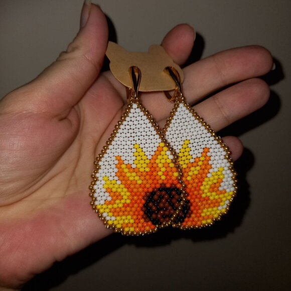 UPDATED 🌻 18K Gold Plated Sunflower Beaded Earrings • Luxury Statement Fringe🌻 - Picture 3 of 8